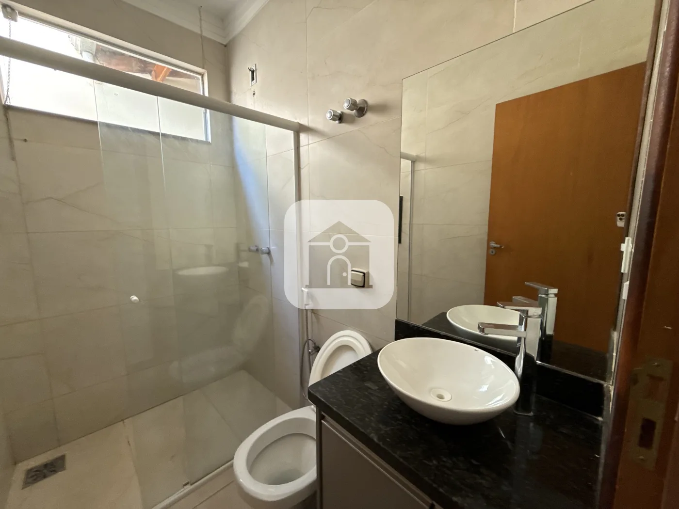 Alugar Casa / Padr&atilde;o em Uberl&acirc;ndia R$ 2.900,00 - Foto 15