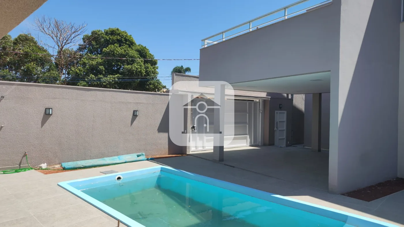 Comprar Casa / Padr&atilde;o em Araguari R$ 1.800.000,00 - Foto 1