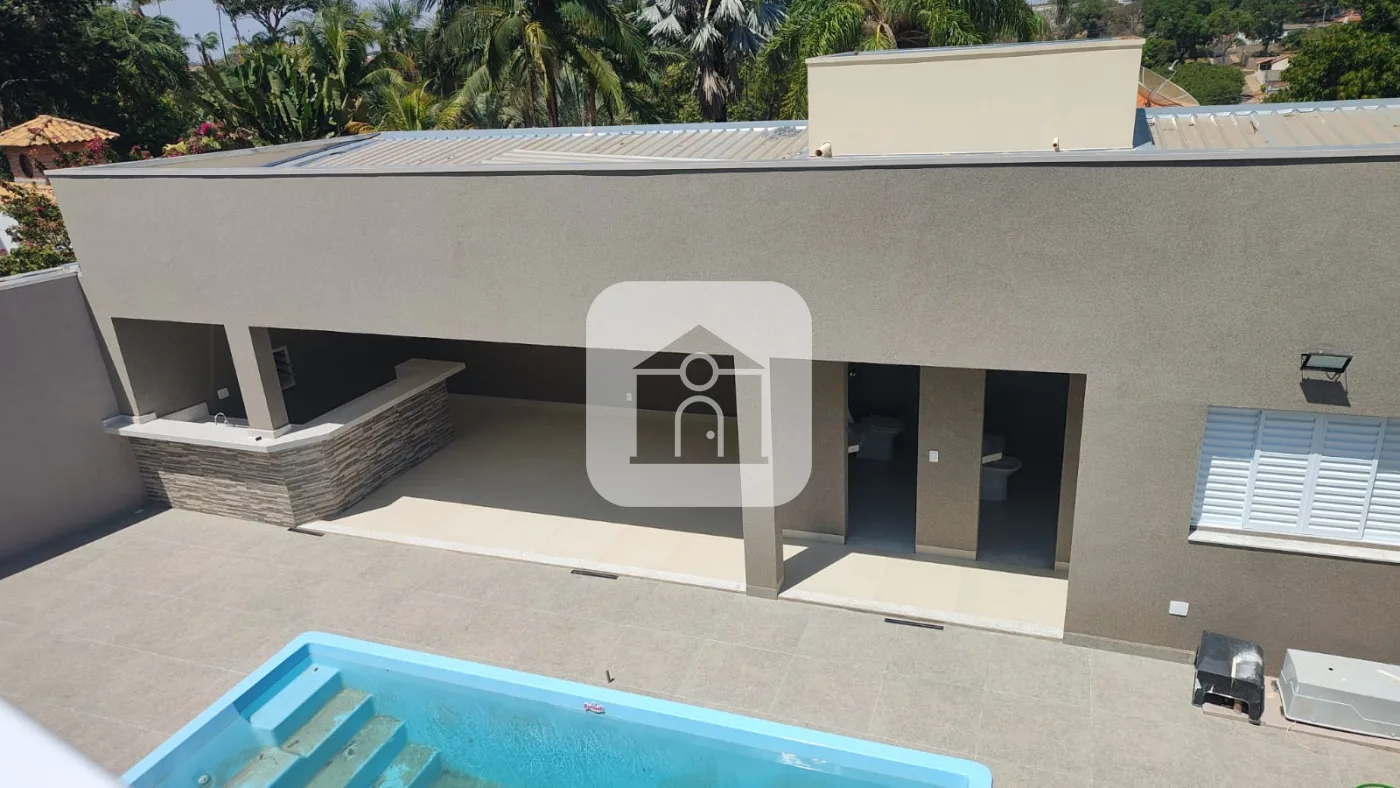 Comprar Casa / Padr&atilde;o em Araguari R$ 1.800.000,00 - Foto 8