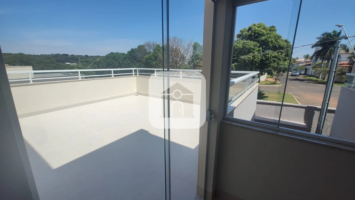 Comprar Casa / Padr&atilde;o em Araguari R$ 1.800.000,00 - Foto 9