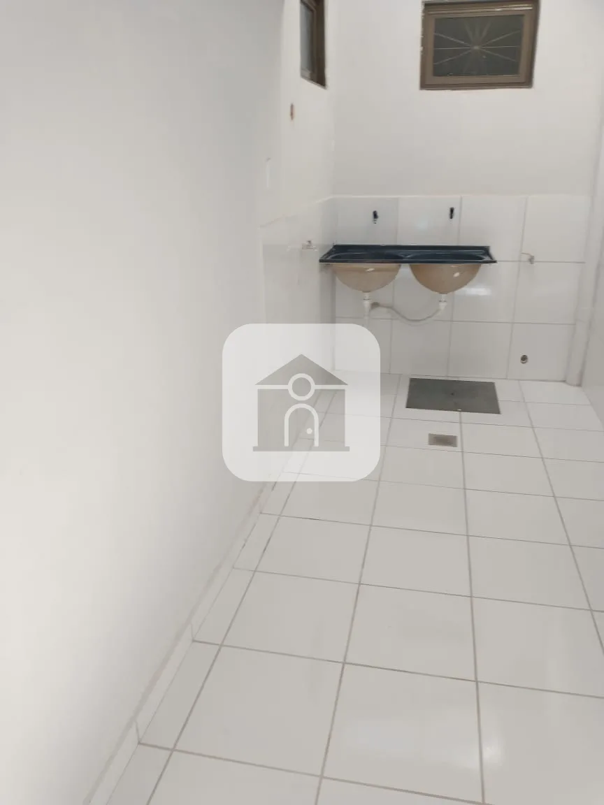 Comprar Casa / Padr&atilde;o em Araguari R$ 650.000,00 - Foto 6