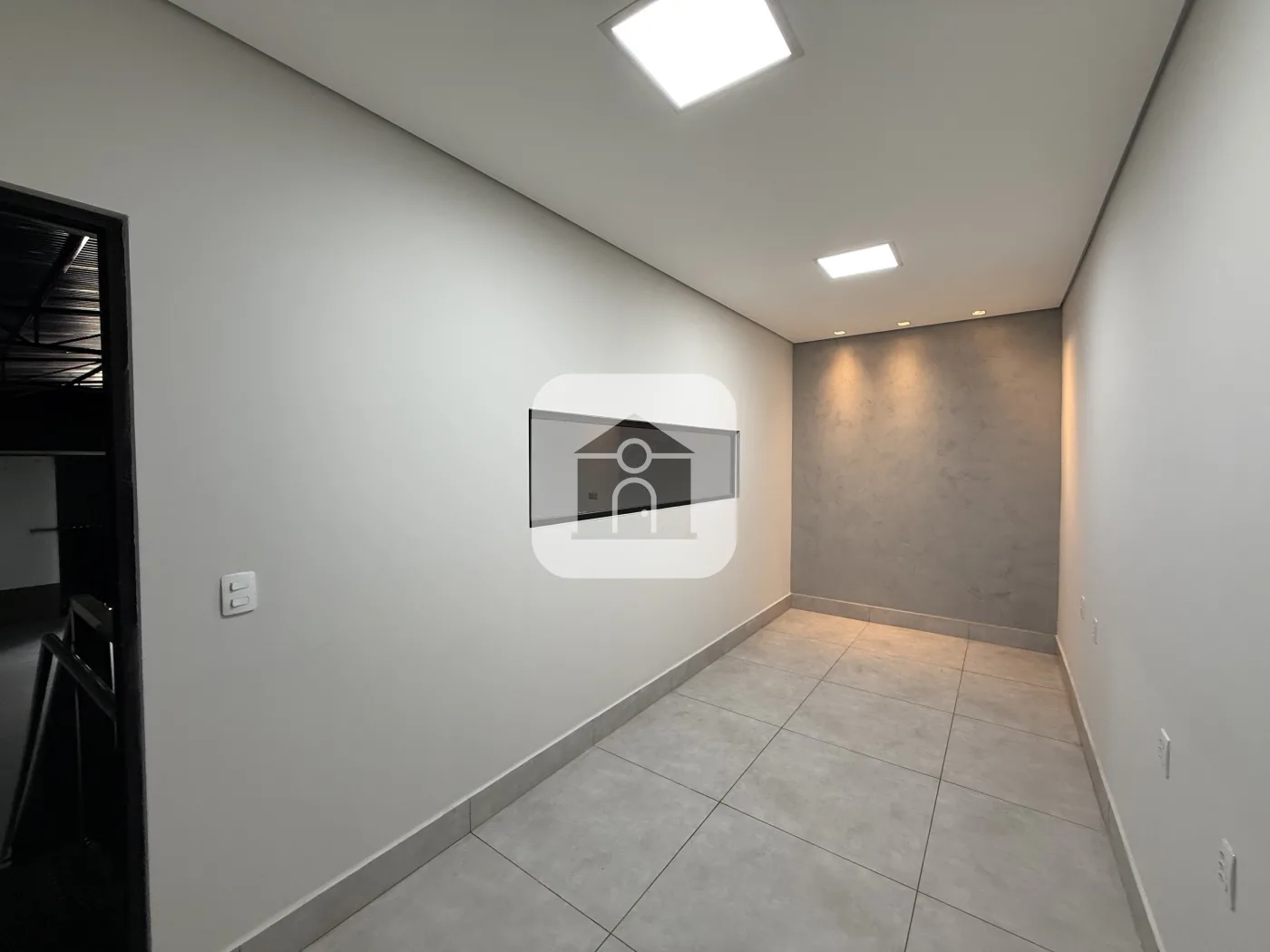 Alugar Comercial / Galp&atilde;o em Uberl&acirc;ndia R$ 6.500,00 - Foto 1