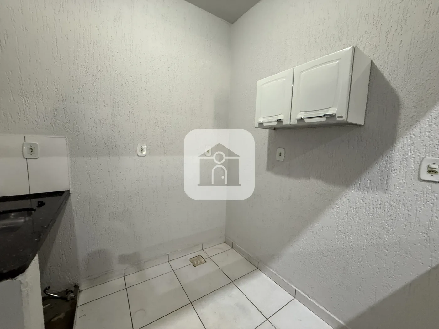 Alugar Comercial / Galp&atilde;o em Uberl&acirc;ndia R$ 6.500,00 - Foto 2