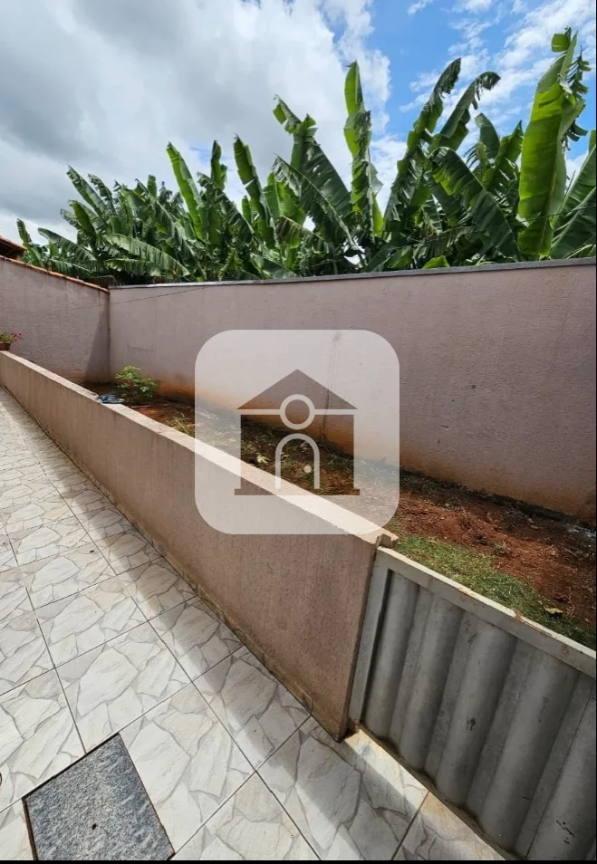 Alugar Casa / Padr&atilde;o em Uberl&acirc;ndia R$ 3.000,00 - Foto 3