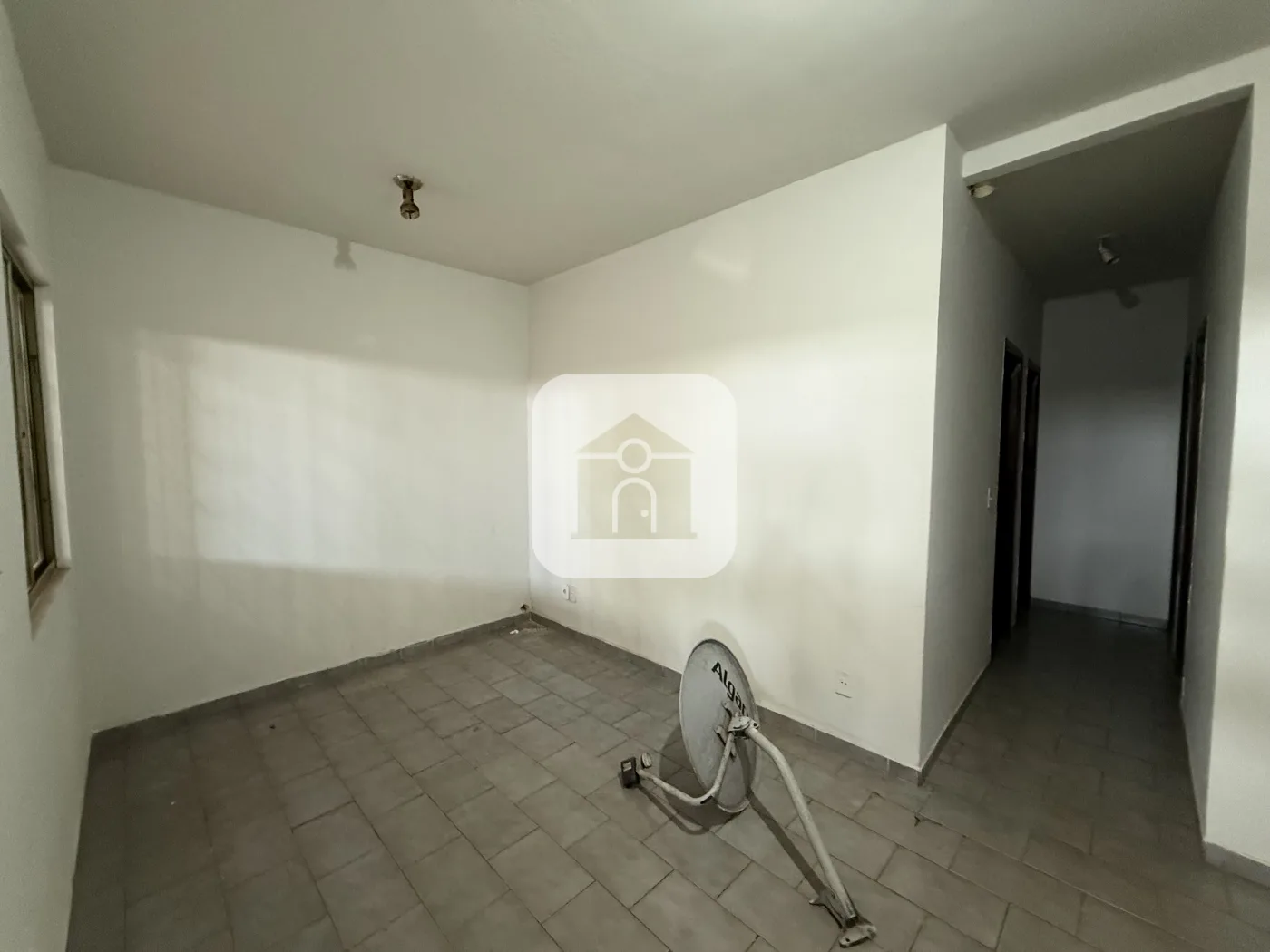 Alugar Casa / Padr&atilde;o em Uberl&acirc;ndia R$ 2.000,00 - Foto 3