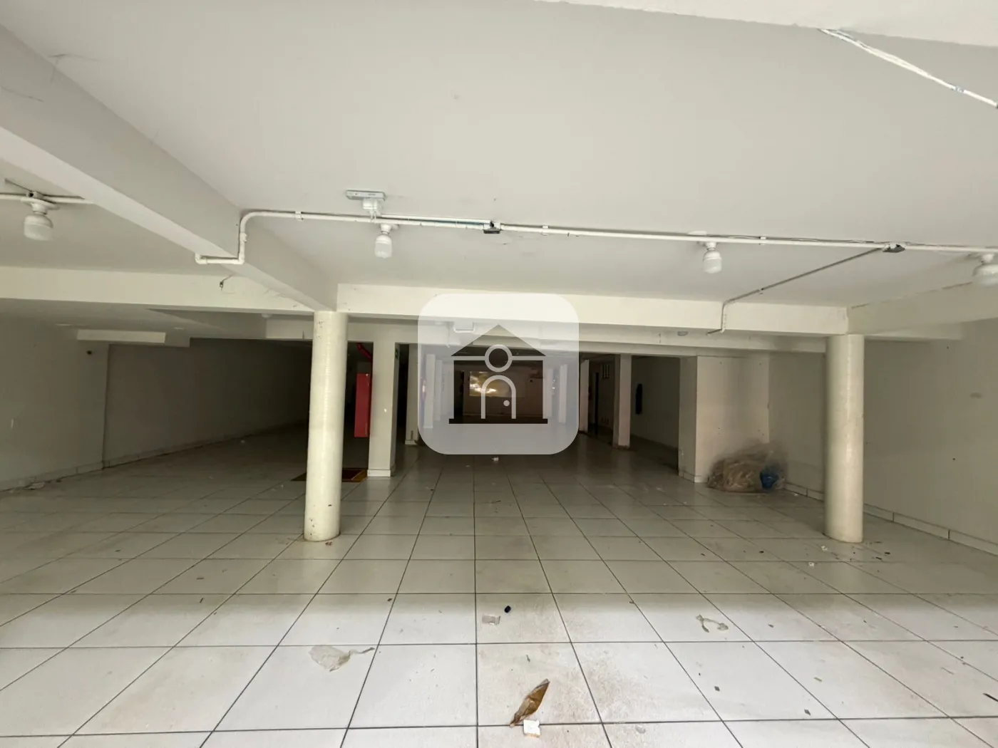 Alugar Comercial / Loja em Uberl&acirc;ndia R$ 26.000,00 - Foto 1