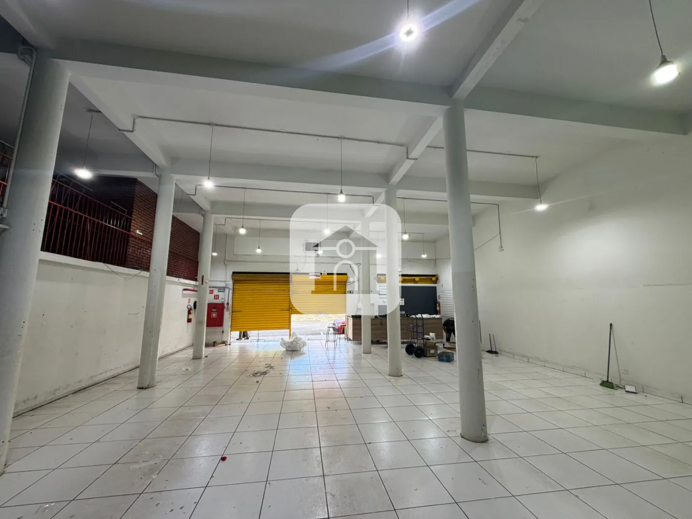 Alugar Comercial / Loja em Uberl&acirc;ndia R$ 26.000,00 - Foto 2