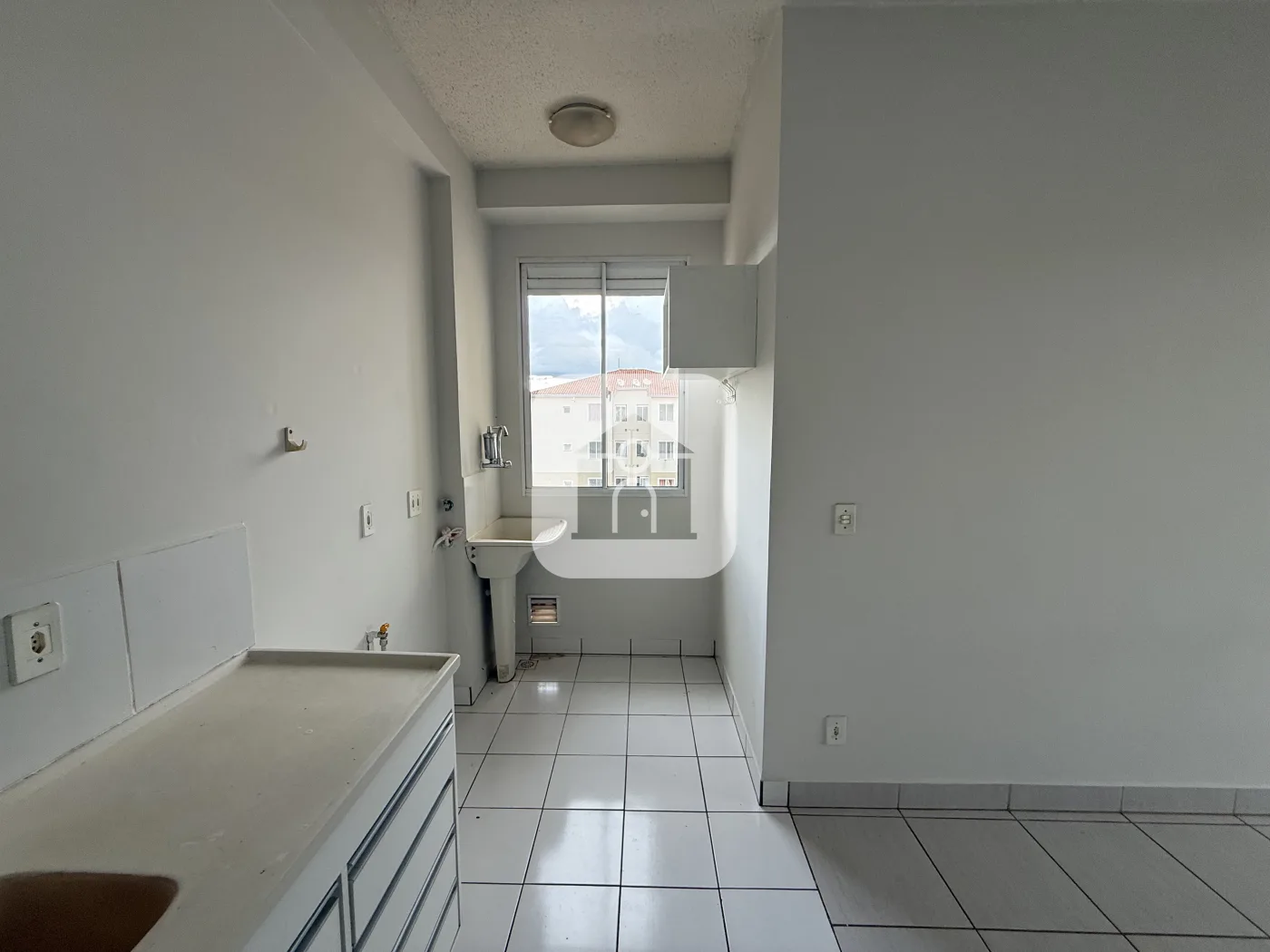 Alugar Apartamento / Padr&atilde;o em Uberlandia R$ 900,00 - Foto 7