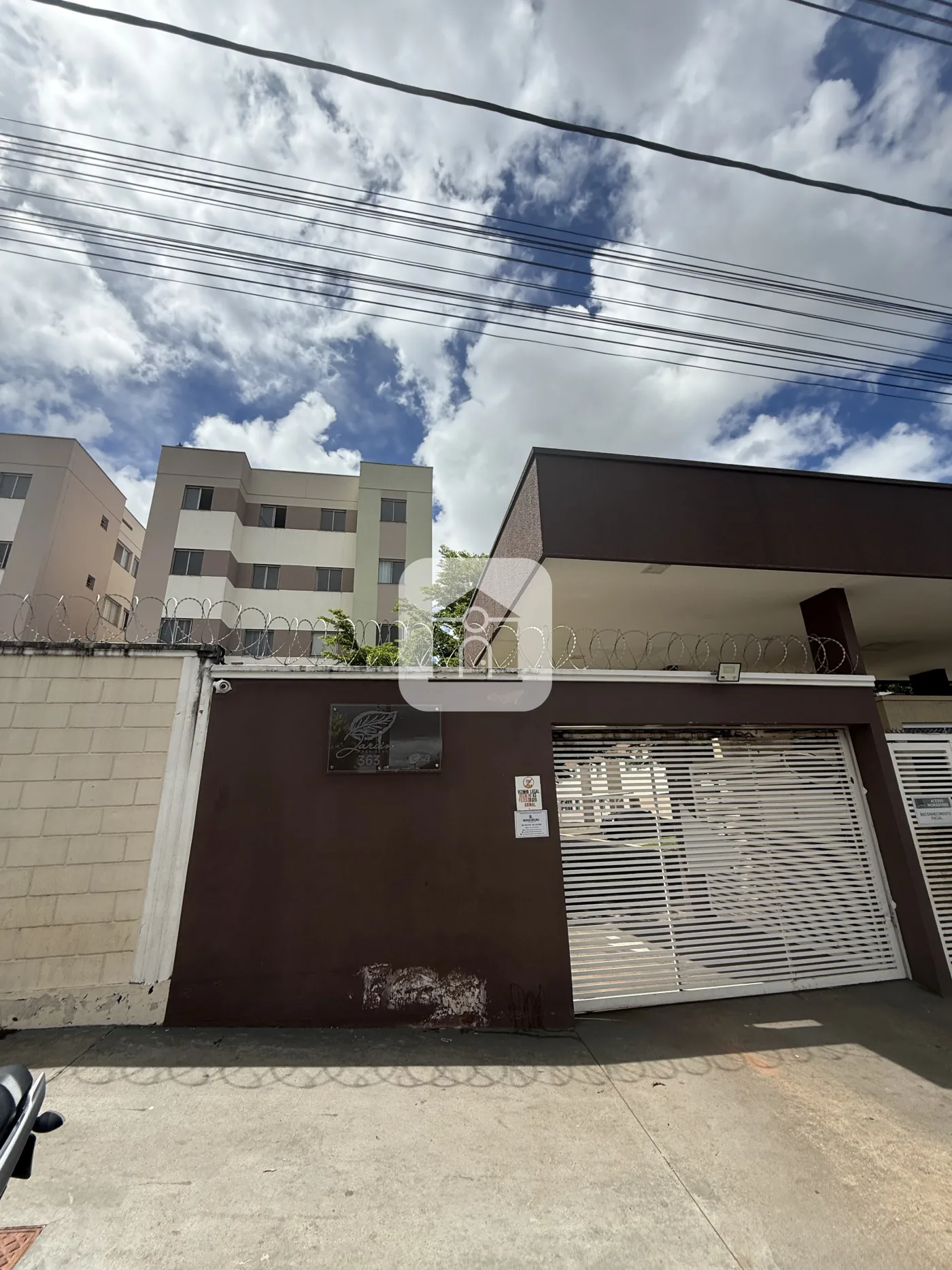 Alugar Apartamento / Padr&atilde;o em Uberlandia R$ 1.100,00 - Foto 1
