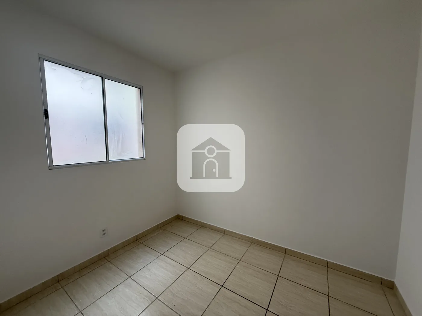 Alugar Apartamento / Padr&atilde;o em Uberlandia R$ 1.100,00 - Foto 5
