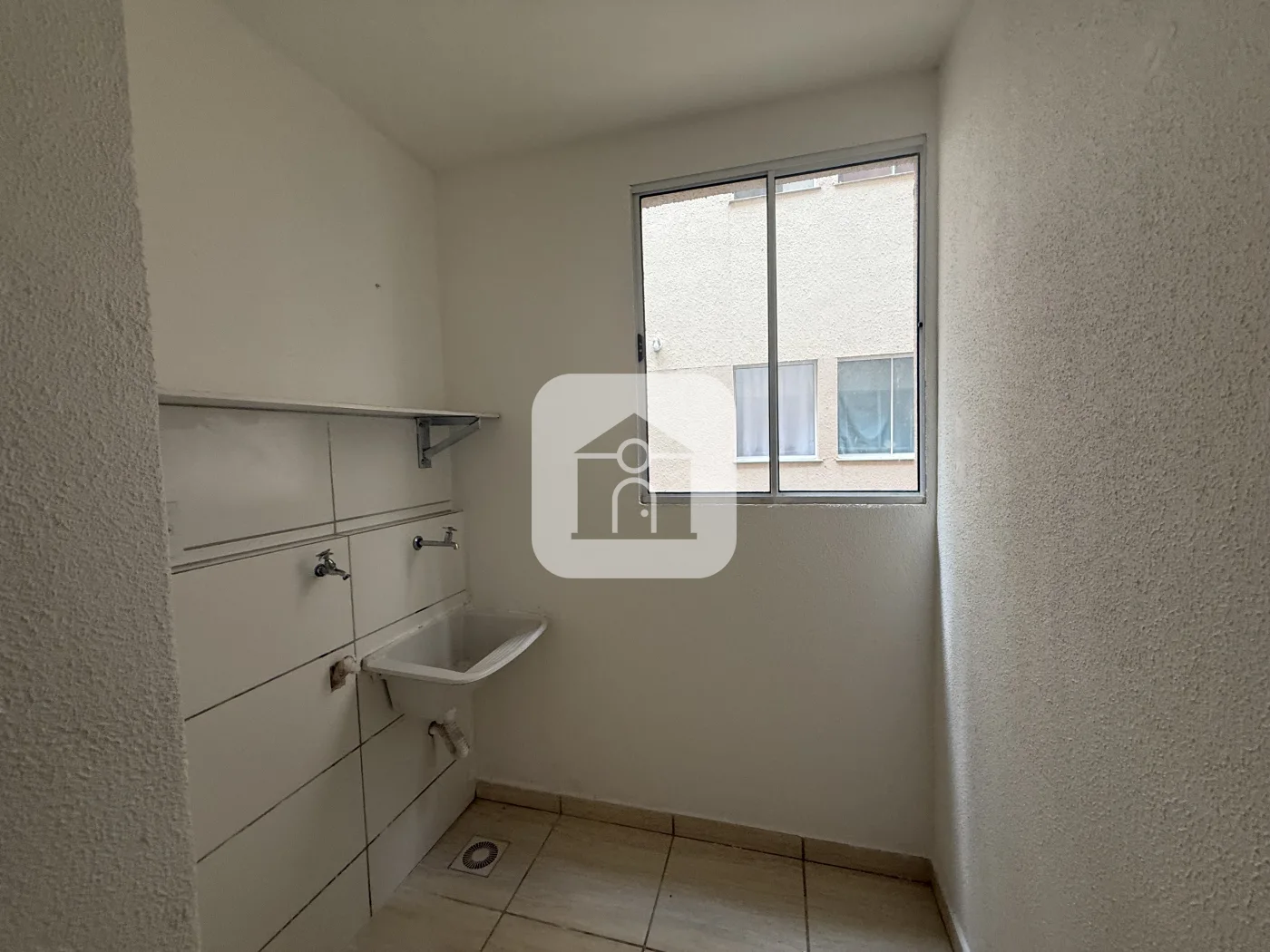 Alugar Apartamento / Padr&atilde;o em Uberlandia R$ 1.100,00 - Foto 10