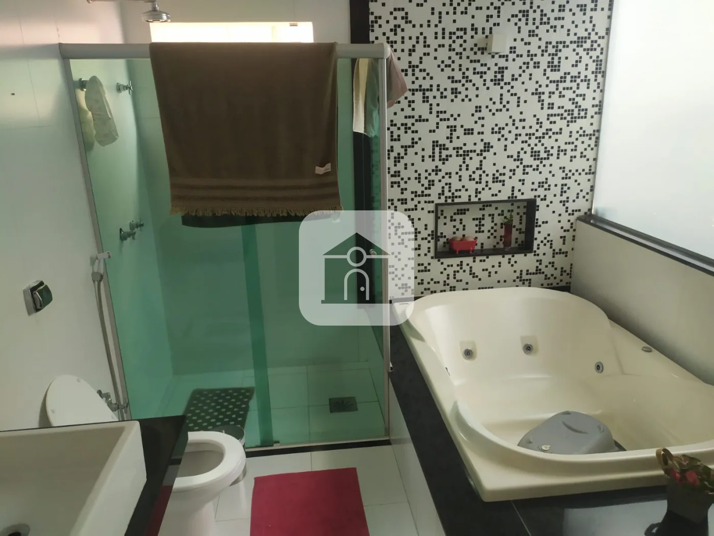 Alugar Casa / Padr&atilde;o em Uberl&acirc;ndia R$ 7.000,00 - Foto 13