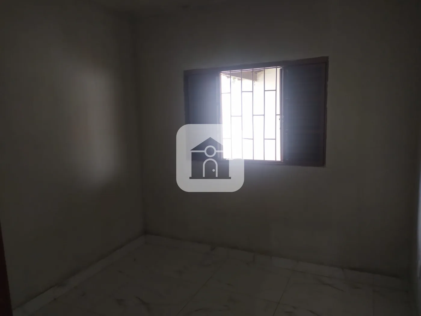 Alugar Casa / Padr&atilde;o em Uberl&acirc;ndia R$ 3.000,00 - Foto 1