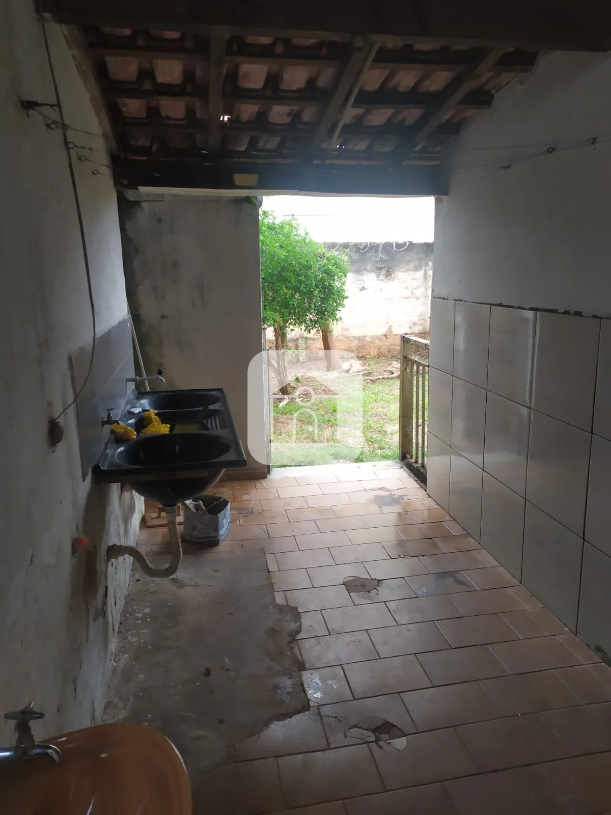 Alugar Casa / Padr&atilde;o em Uberl&acirc;ndia R$ 3.000,00 - Foto 6