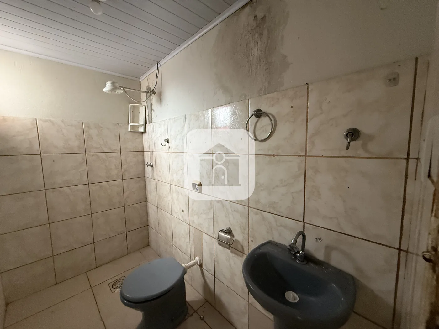 Alugar Casa / Padr&atilde;o em Uberl&acirc;ndia R$ 1.400,00 - Foto 9