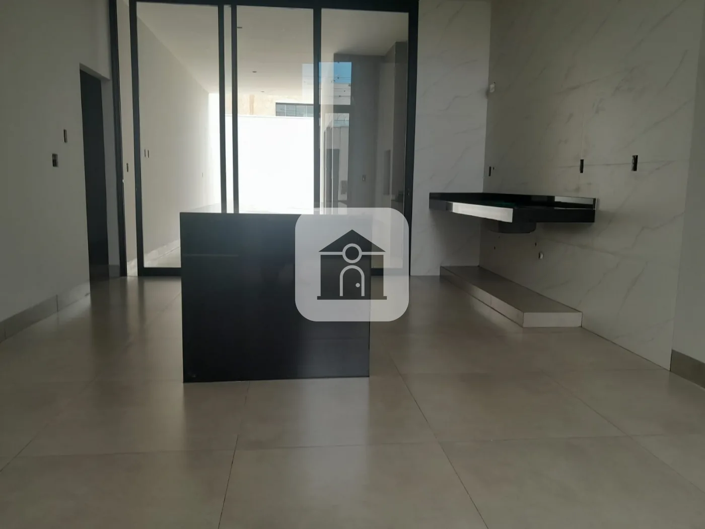 Comprar Casa / Padr&atilde;o em Uberl&acirc;ndia R$ 730.000,00 - Foto 9