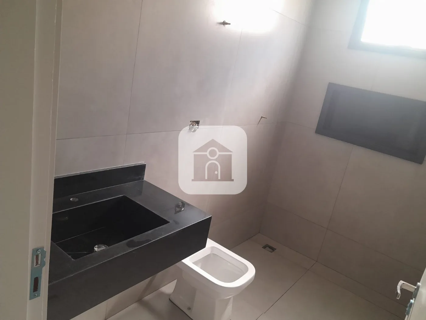 Comprar Casa / Padr&atilde;o em Uberl&acirc;ndia R$ 730.000,00 - Foto 5
