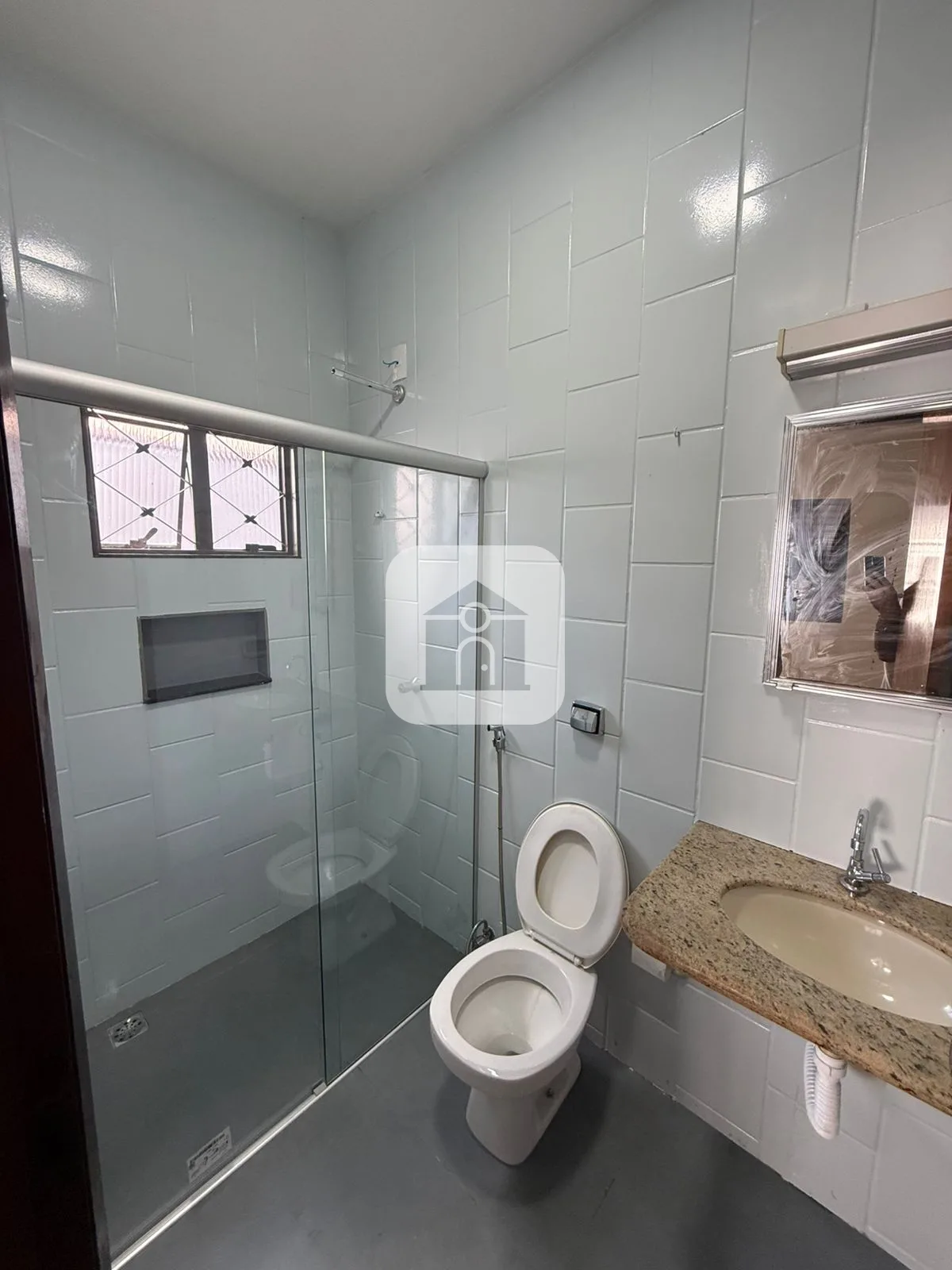 Alugar Casa / Padr&atilde;o em Araguari R$ 2.000,00 - Foto 11