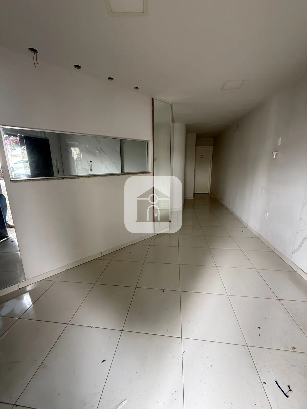 Alugar Comercial / Cl&iacute;nica em Araguari R$ 2.900,00 - Foto 2