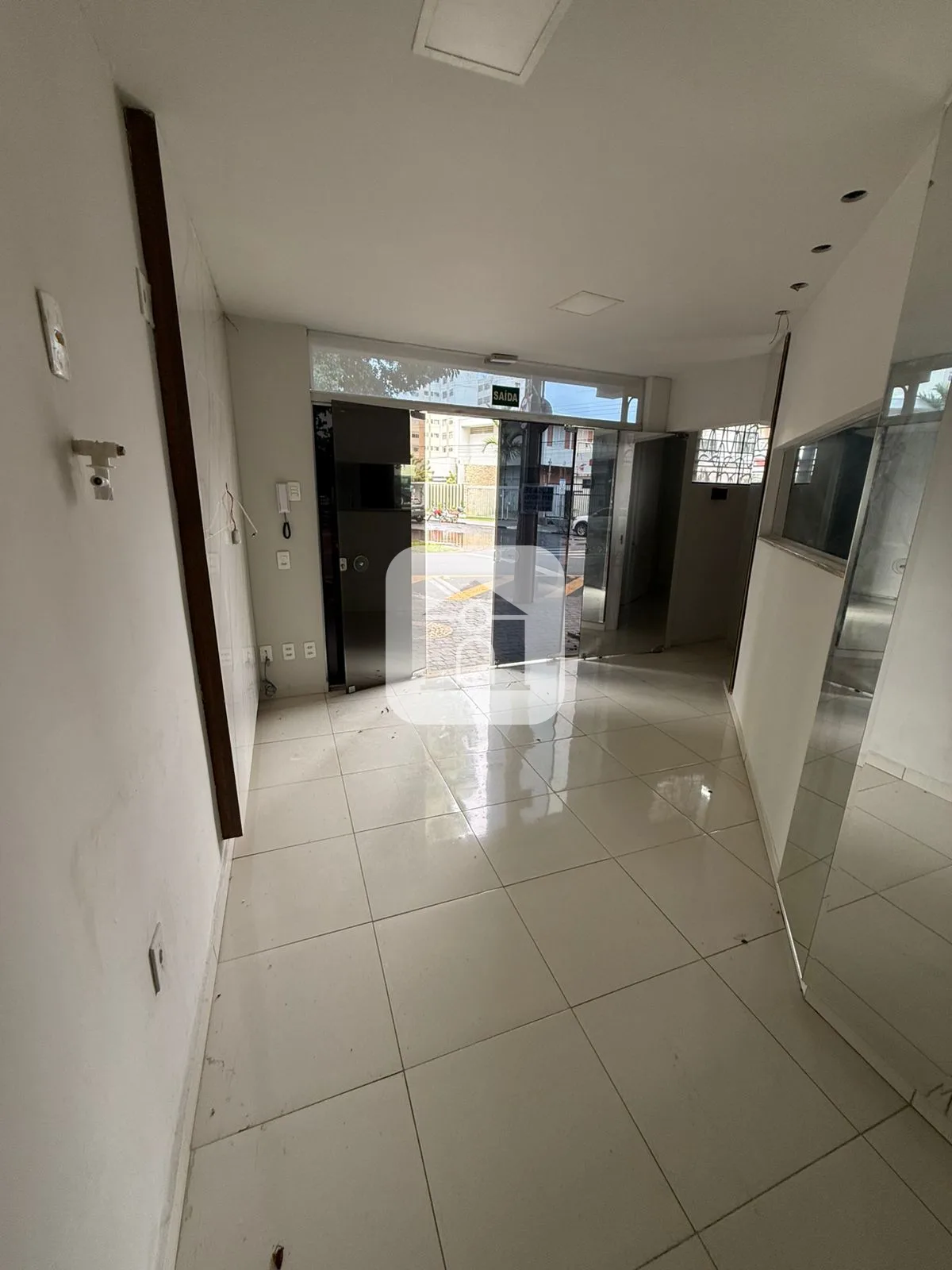 Alugar Comercial / Cl&iacute;nica em Araguari R$ 2.900,00 - Foto 6
