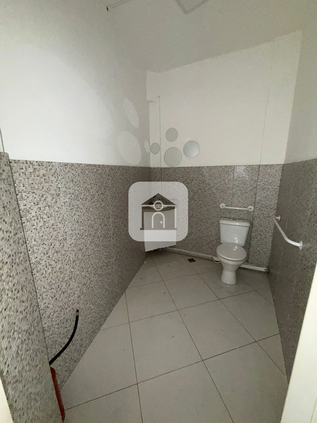 Alugar Comercial / Cl&iacute;nica em Araguari R$ 2.900,00 - Foto 10