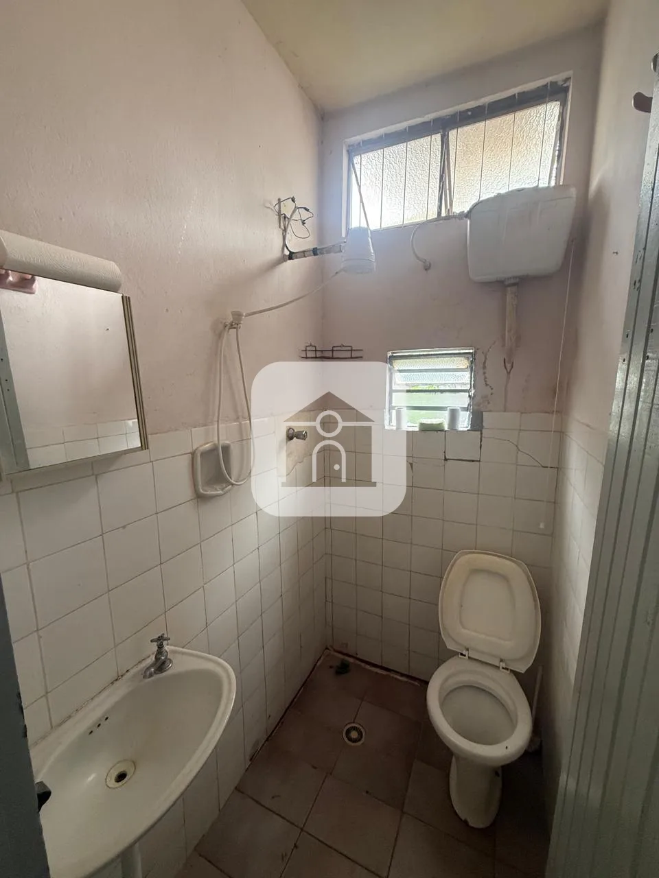 Comprar Casa / Padr&atilde;o em Araguari R$ 450.000,00 - Foto 9