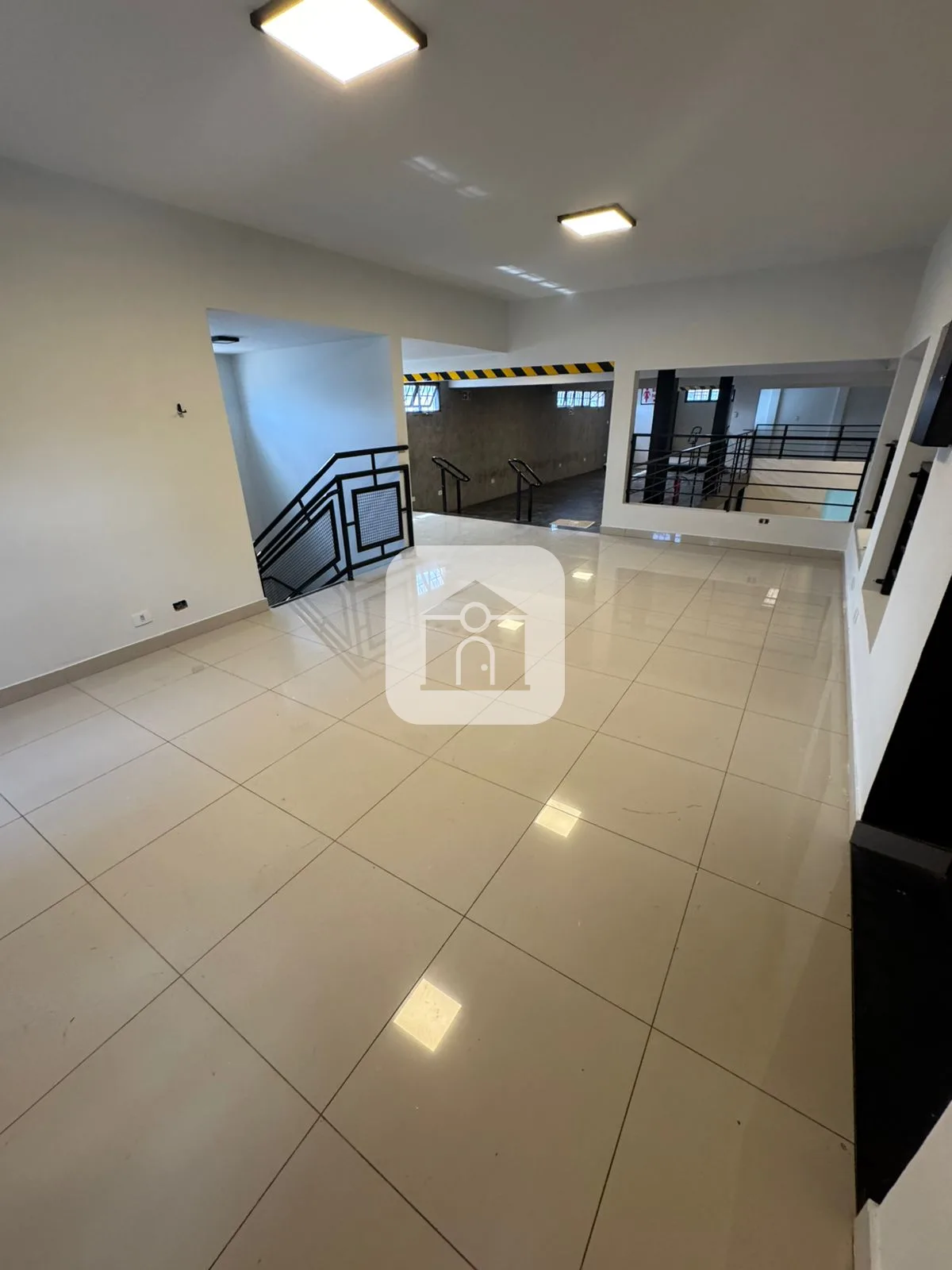 Comprar Comercial / Pr&eacute;dio em Uberl&acirc;ndia R$ 2.490.000,00 - Foto 11
