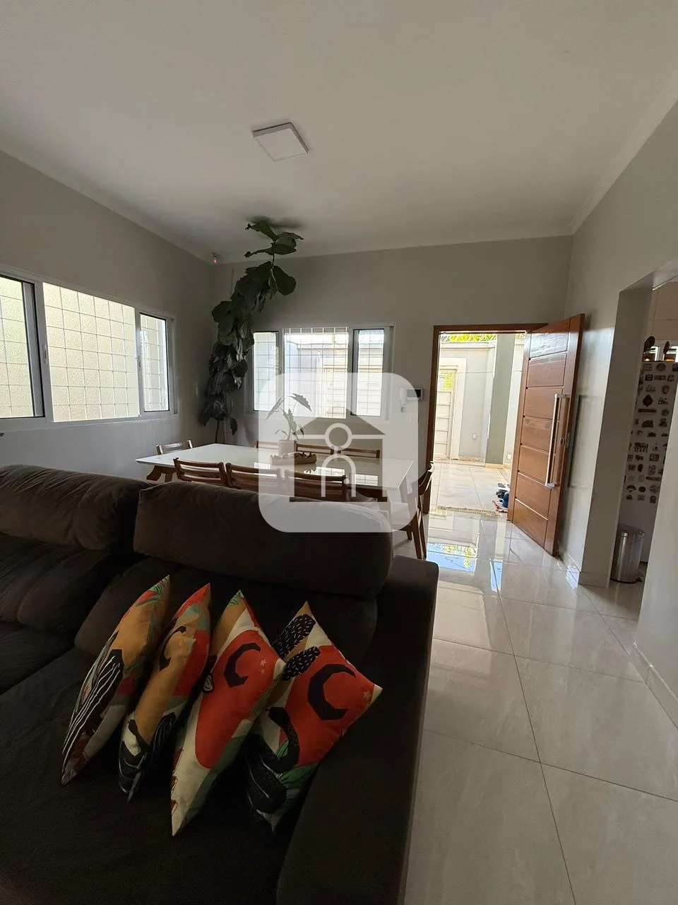 Alugar Casa / Padr&atilde;o em Uberl&acirc;ndia R$ 3.000,00 - Foto 6