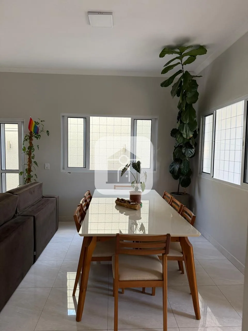 Alugar Casa / Padr&atilde;o em Uberl&acirc;ndia R$ 3.000,00 - Foto 4