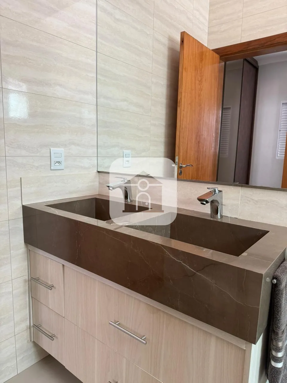 Alugar Casa / Padr&atilde;o em Uberl&acirc;ndia R$ 3.000,00 - Foto 19