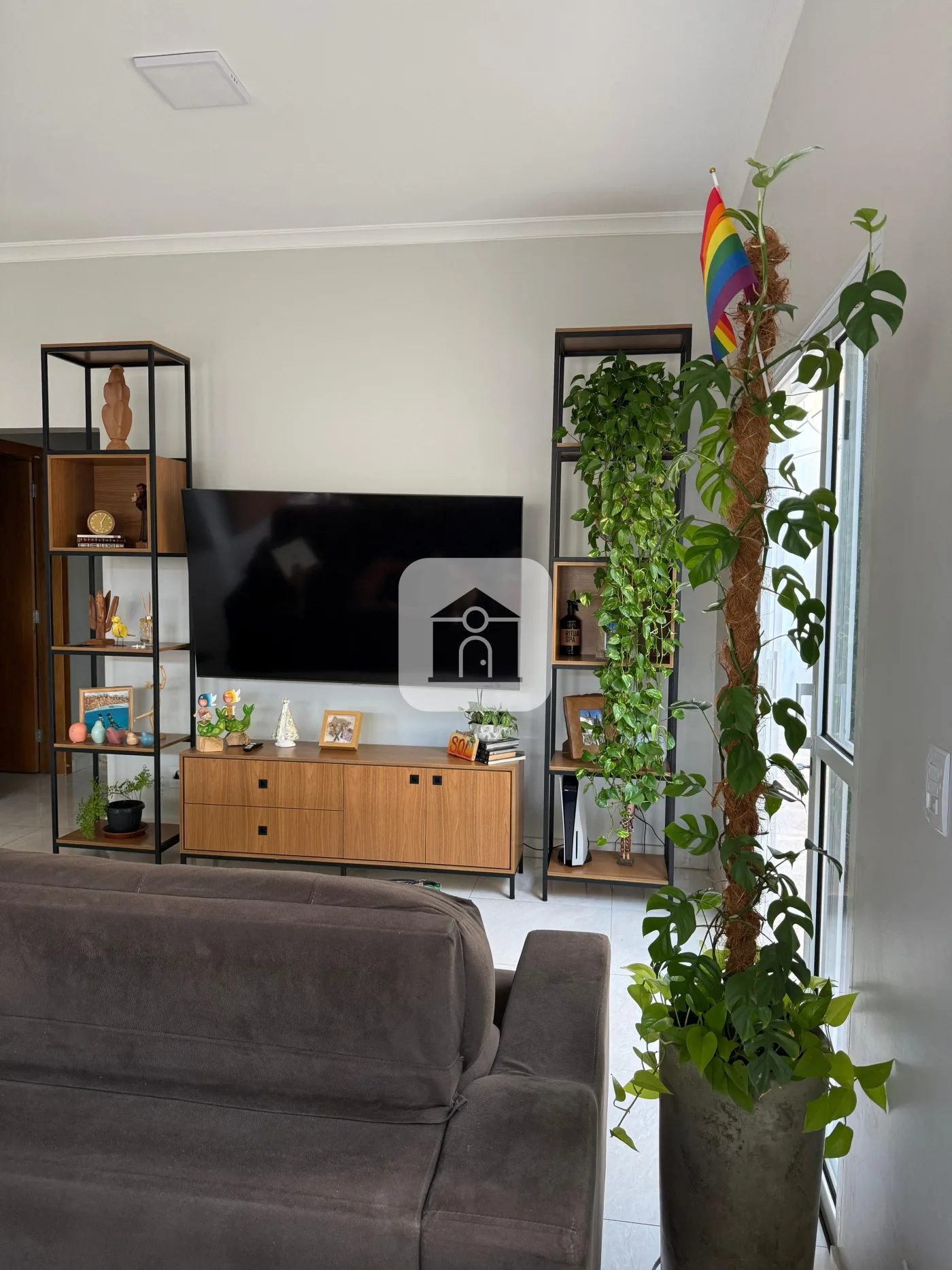 Alugar Casa / Padr&atilde;o em Uberl&acirc;ndia R$ 3.000,00 - Foto 1