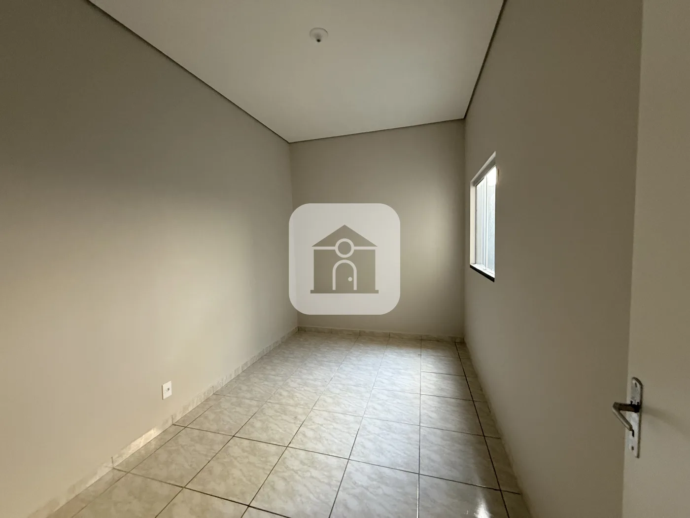 Alugar Casa / Padr&atilde;o em Uberl&acirc;ndia R$ 1.350,00 - Foto 7