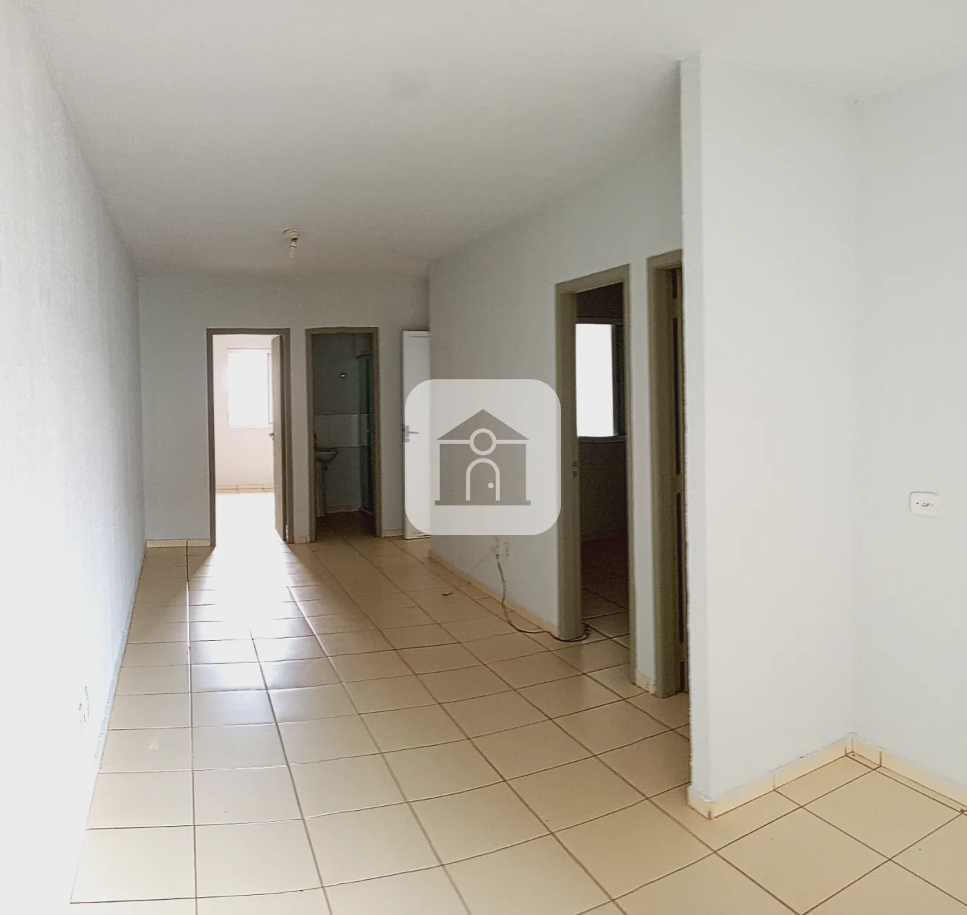 Alugar Casa / Condom&iacute;nio ou Loteamento Fechado em Uberlandia R$ 2.100,00 - Foto 1