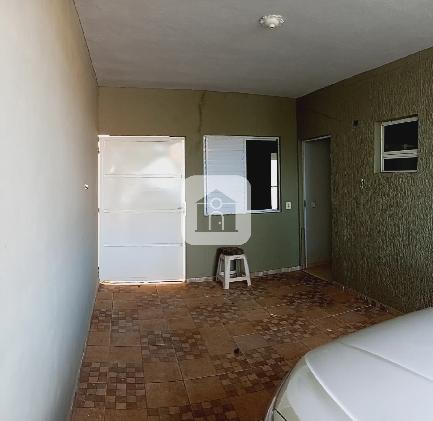 Alugar Casa / Condom&iacute;nio ou Loteamento Fechado em Uberlandia R$ 2.100,00 - Foto 2