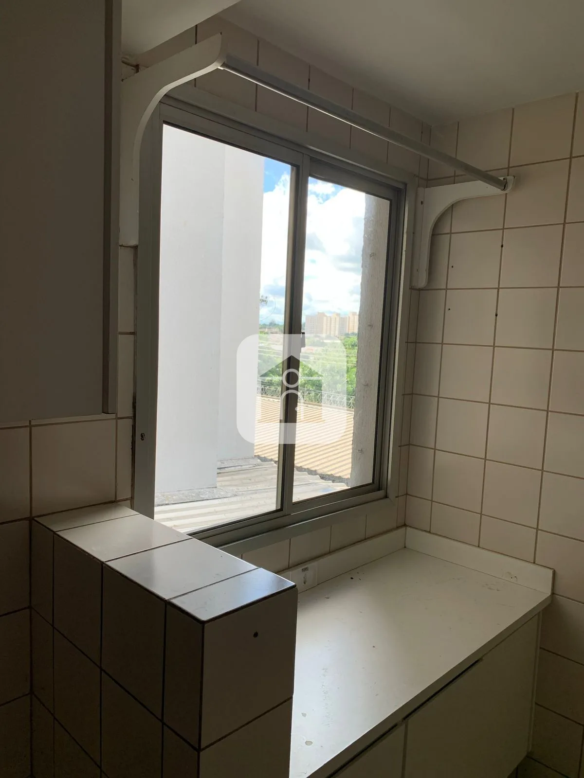 Alugar Apartamento / Padr&atilde;o em Uberl&acirc;ndia R$ 1.500,00 - Foto 5