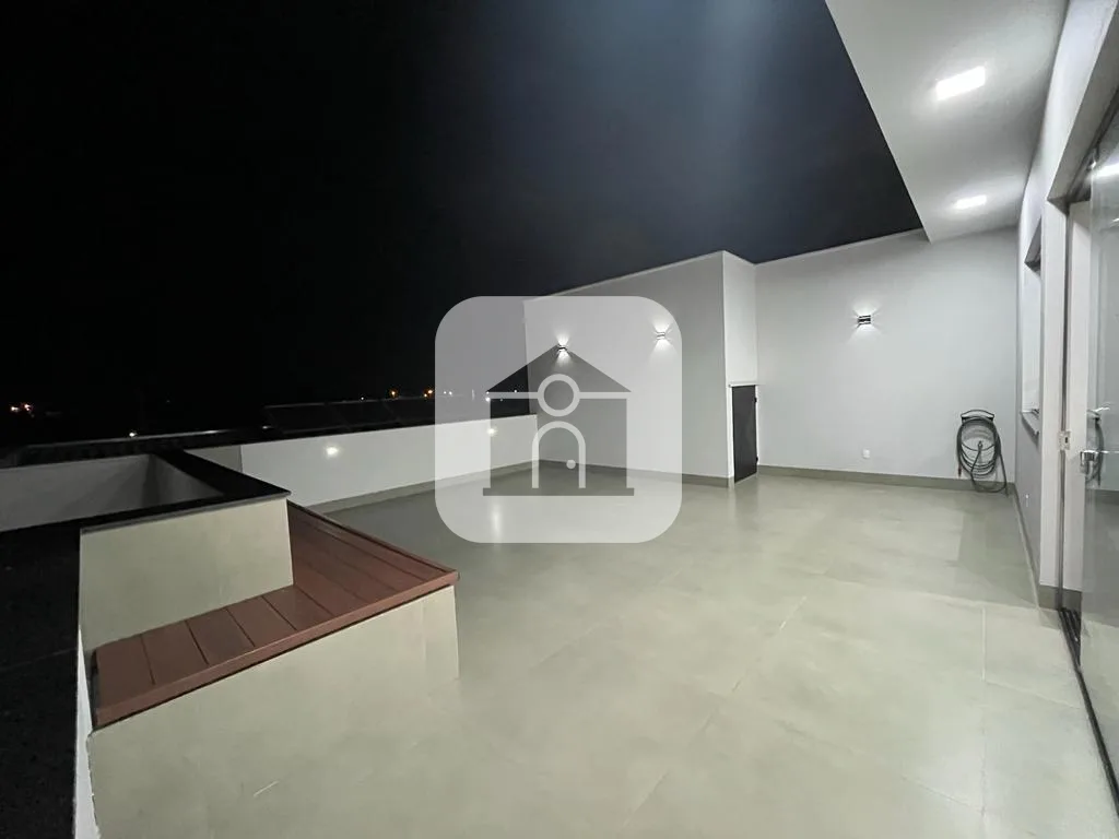 Alugar Casa / Sobrado em Uberl&acirc;ndia R$ 6.000,00 - Foto 4