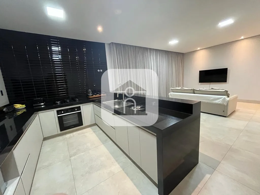 Alugar Casa / Sobrado em Uberl&acirc;ndia R$ 6.000,00 - Foto 10