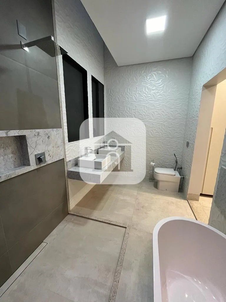 Alugar Casa / Sobrado em Uberl&acirc;ndia R$ 6.000,00 - Foto 14