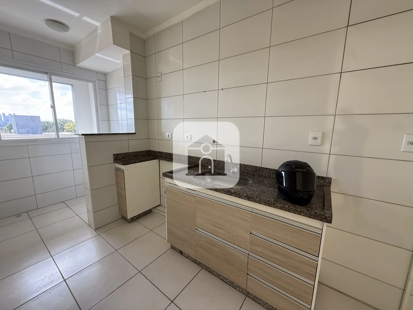 Alugar Apartamento / Padr&atilde;o em Uberl&acirc;ndia R$ 1.000,00 - Foto 3