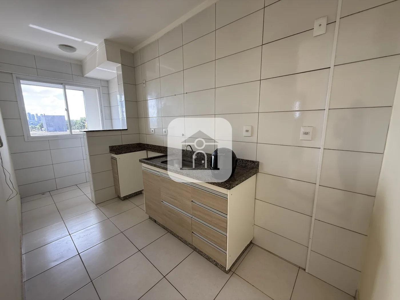 Alugar Apartamento / Padr&atilde;o em Uberl&acirc;ndia R$ 1.000,00 - Foto 4