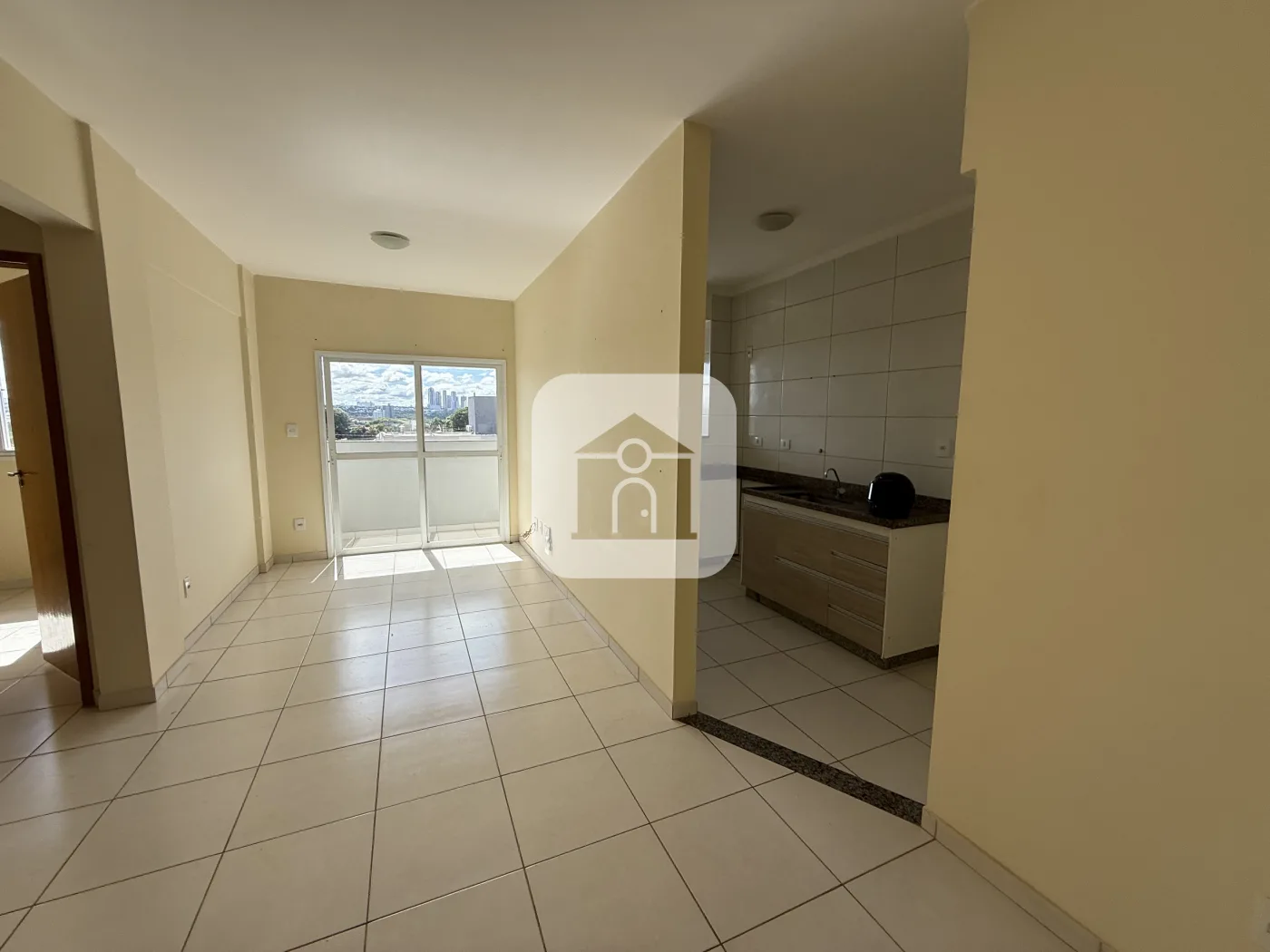 Alugar Apartamento / Padr&atilde;o em Uberl&acirc;ndia R$ 1.000,00 - Foto 5