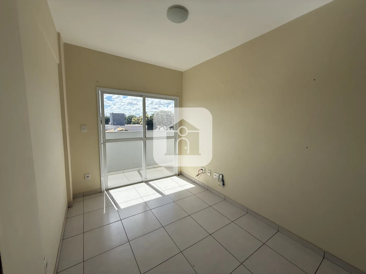 Alugar Apartamento / Padr&atilde;o em Uberl&acirc;ndia R$ 1.000,00 - Foto 8