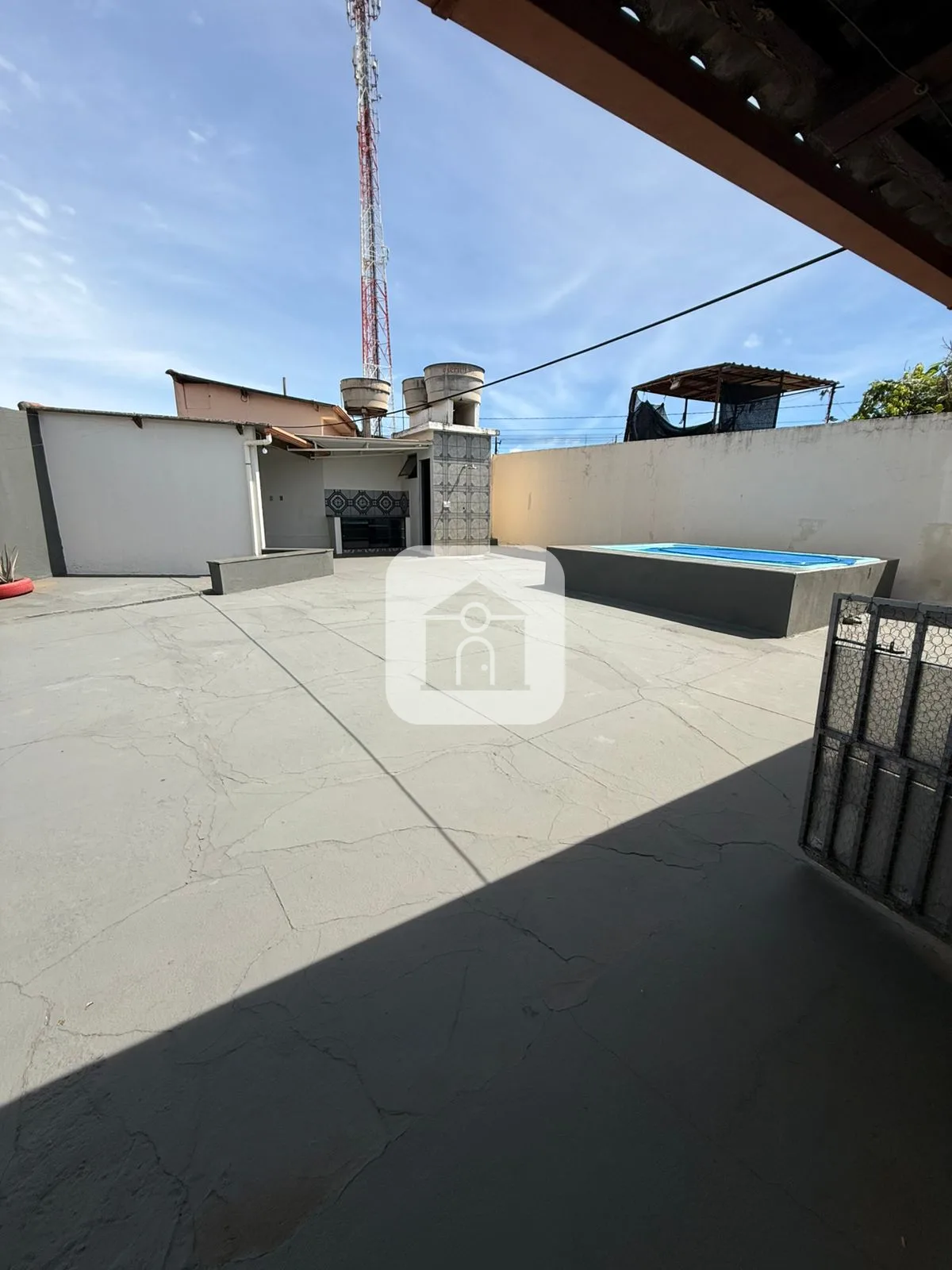 Alugar Casa / Padr&atilde;o em Araguari R$ 2.300,00 - Foto 11