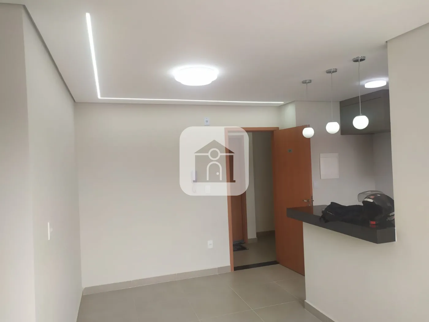 Alugar Apartamento / Padr&atilde;o em Uberl&acirc;ndia R$ 1.600,00 - Foto 1