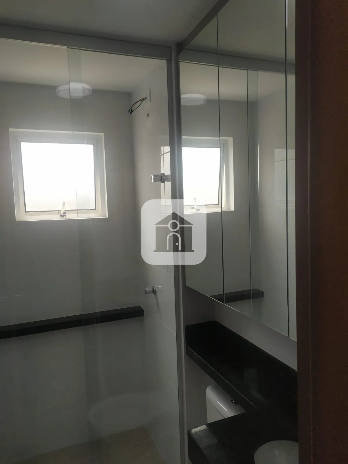 Alugar Apartamento / Padr&atilde;o em Uberl&acirc;ndia R$ 1.600,00 - Foto 11