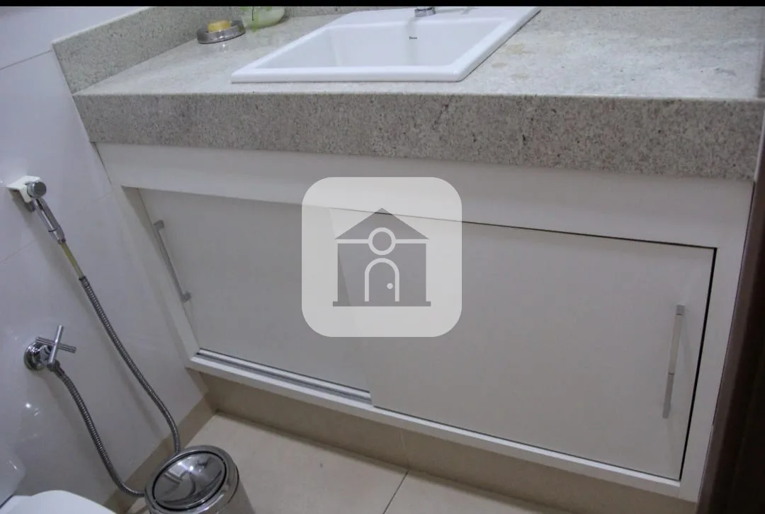 Alugar Comercial / Sala Comercial em Uberl&acirc;ndia R$ 1.400,00 - Foto 4