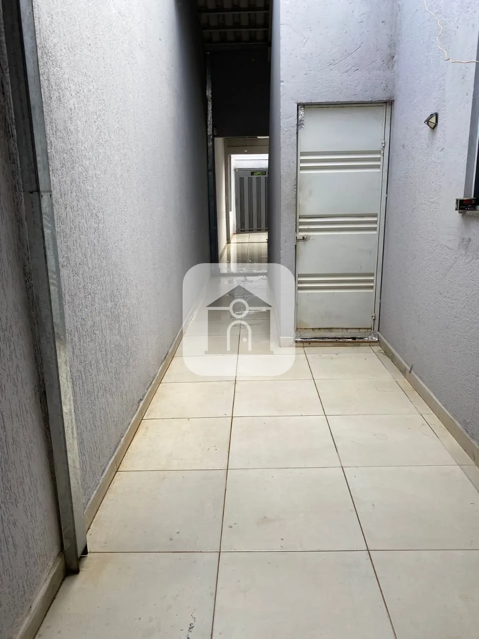 Alugar Casa / Padr&atilde;o em Uberl&acirc;ndia R$ 2.300,00 - Foto 4