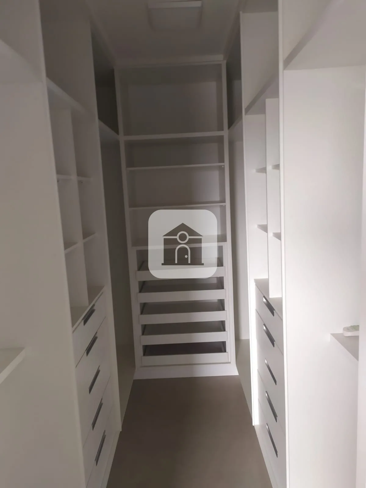 Alugar Apartamento / Padr&atilde;o em Uberl&acirc;ndia R$ 6.500,00 - Foto 4