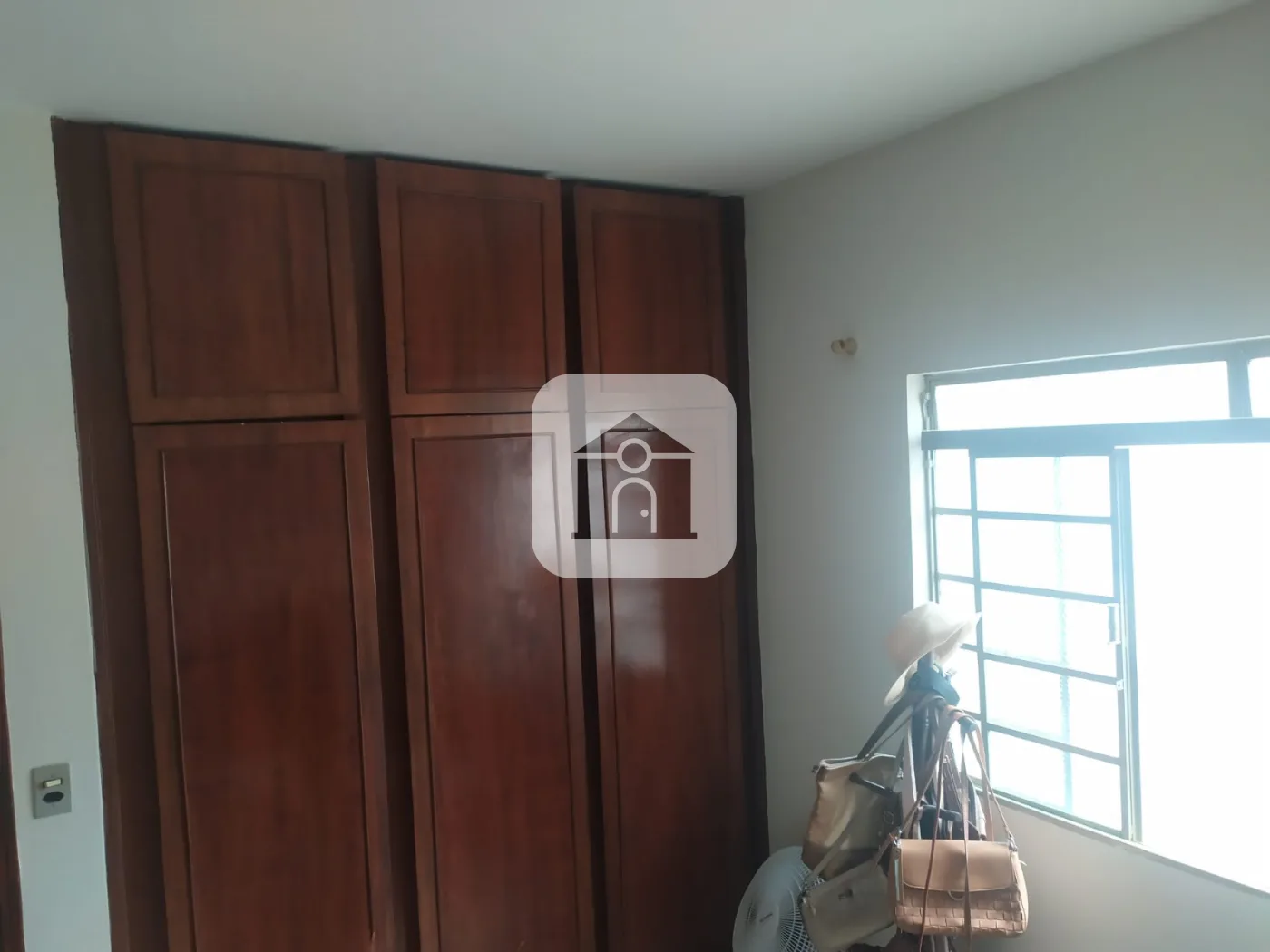 Alugar Casa / Padr&atilde;o em Uberl&acirc;ndia R$ 3.700,00 - Foto 3