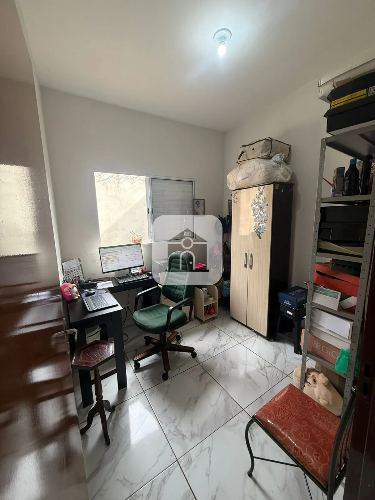 Alugar Casa / Padr&atilde;o em Araguari R$ 1.600,00 - Foto 8